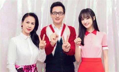 zheng shuang family.